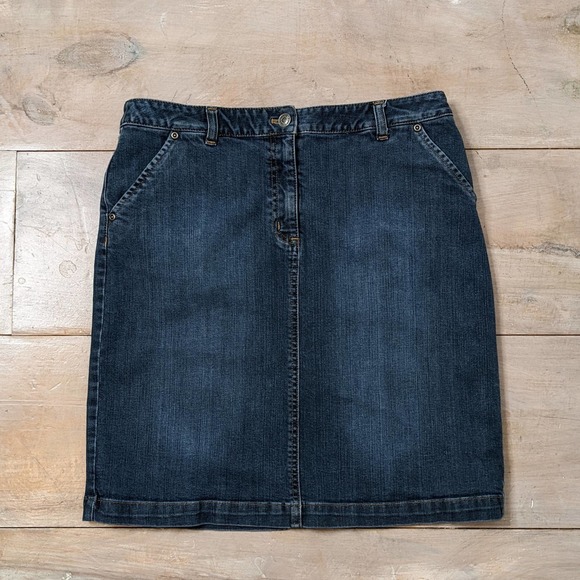 Talbots Blue Denim Stretch Midrise Knee Length Skirt Size 10P - Picture 1 of 3